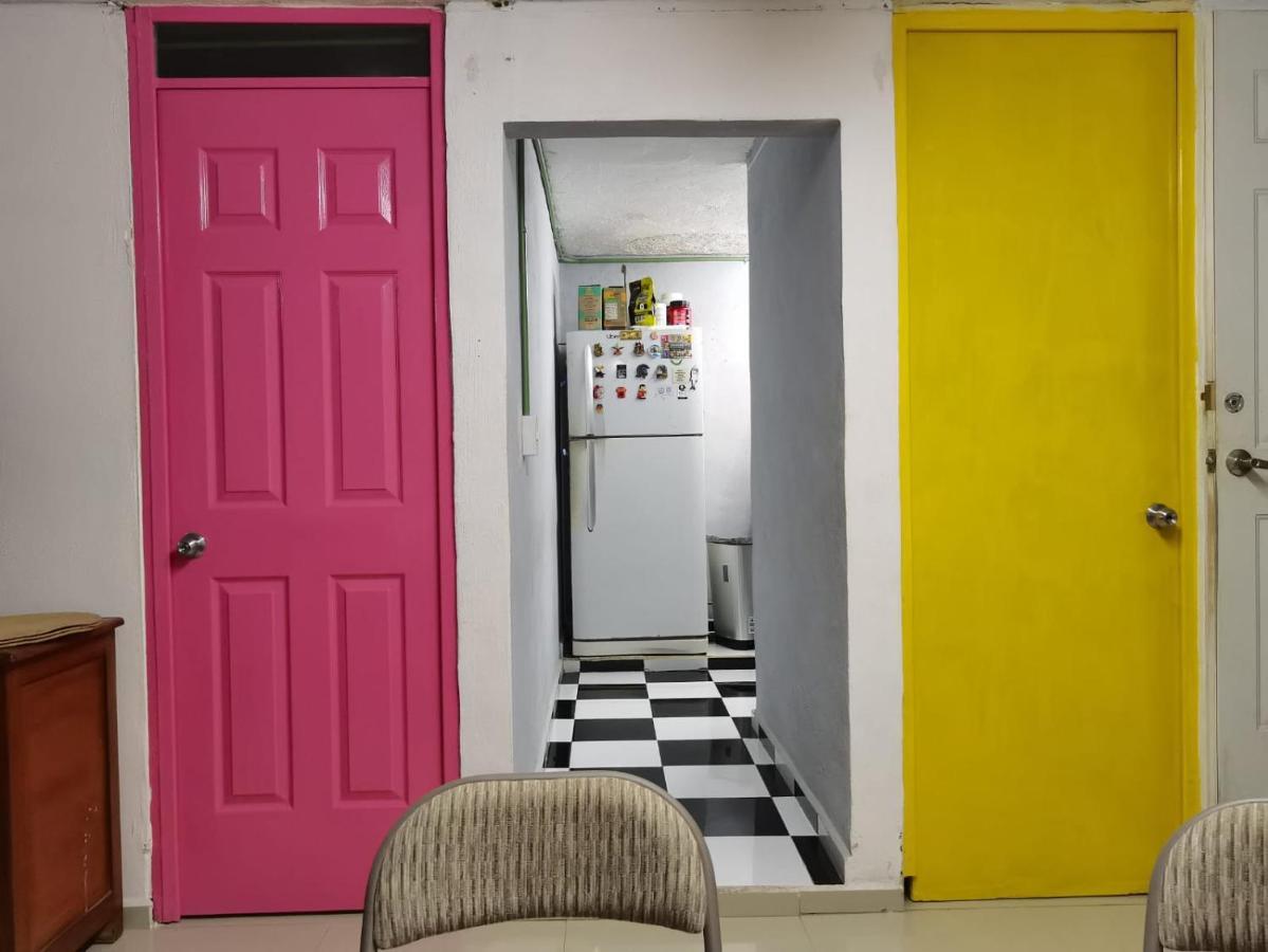 777 Lenderman Hostal 777 Cancún Zewnętrze zdjęcie